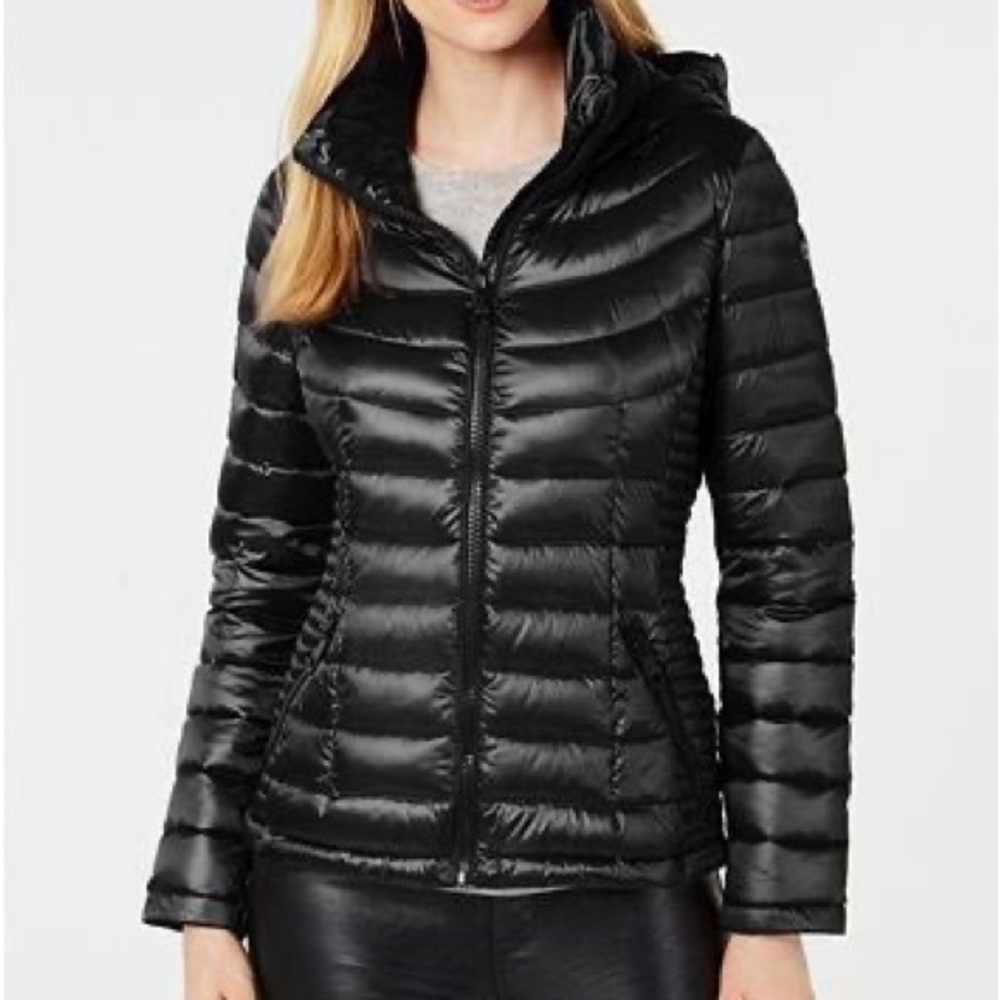 Size M | Calvin Klein packable puffer jacket